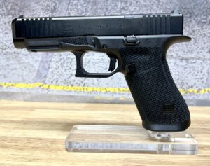 Glock G17 G6 9MM 17+1 4.49" ORS FS 3-17RD MAGS